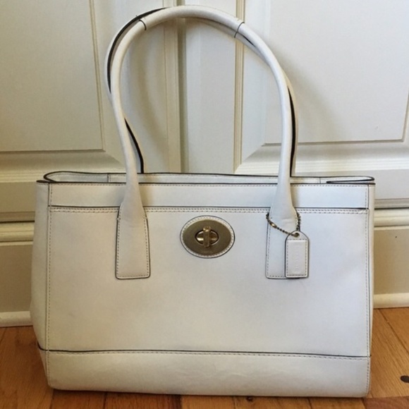 Woman's White Coach Leather Bag