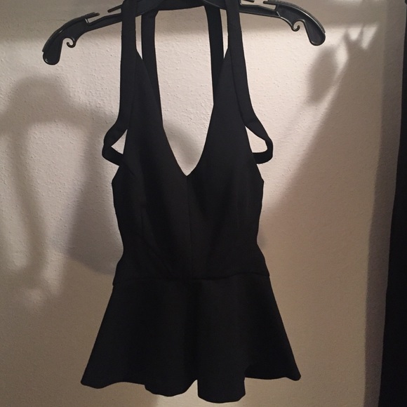 ANGL Top