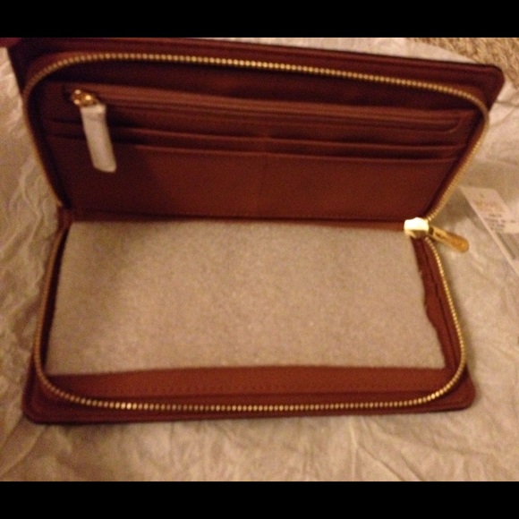 Authentic Michael kors wallet - Picture 4 of 4