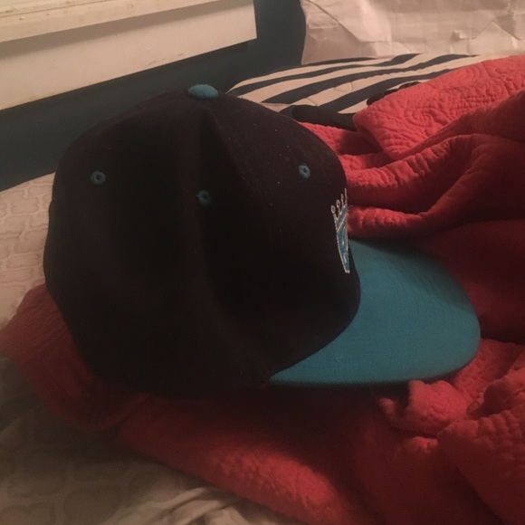 Hat - Picture 2 of 3