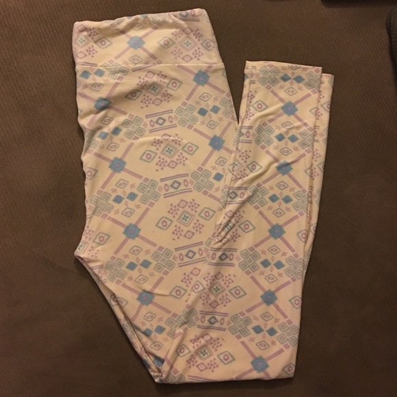 Lularoe TC yellow tribal leggings