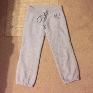 American eagle Capri sweats