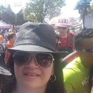 Meet your Posher, Dania