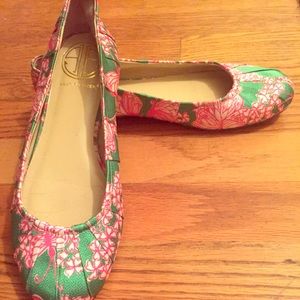 Lilly Pulitzer flats!