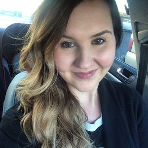 Meet your Posher, Stephanie