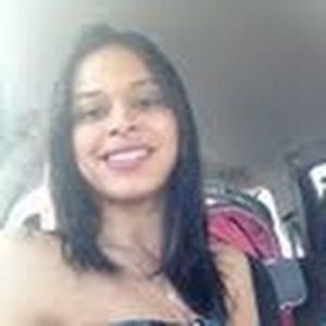 Meet your Posher, Yecenia