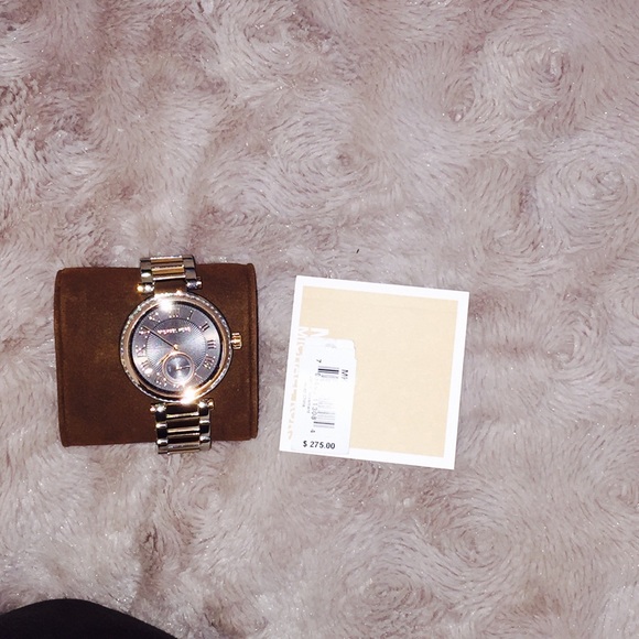 Watch - Picture 4 of 4