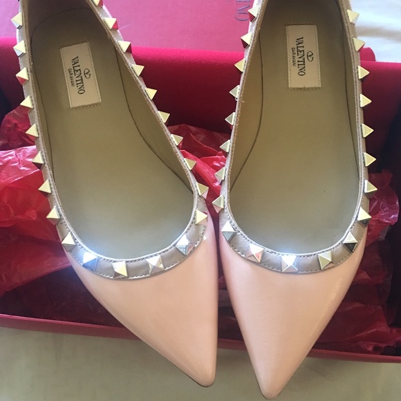 NEW Valentino Rockstud Shoe - Pink37