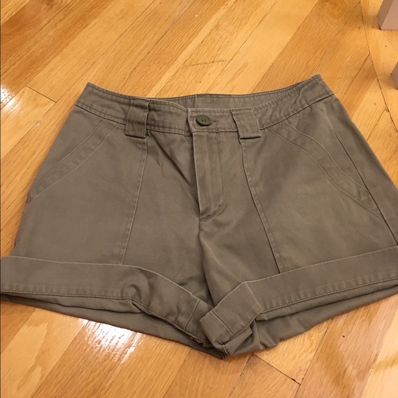 High waisted army green shorts