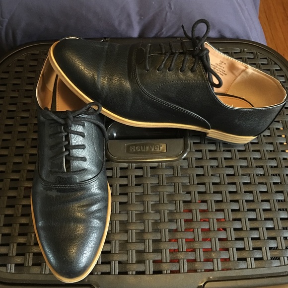 H&M black oxford shoes