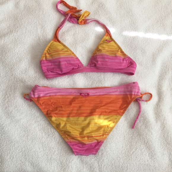 Roxy Ombré Swimsuit - Top Small/ Bottom Medium - Picture 2 of 4