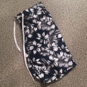 Merona men’s swim trunks