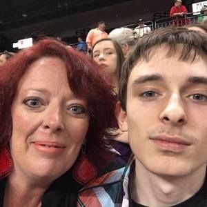 Meet your Posher, Angie