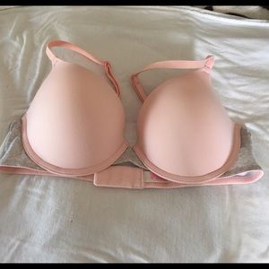 NWOT VS Pink push up bra 36B