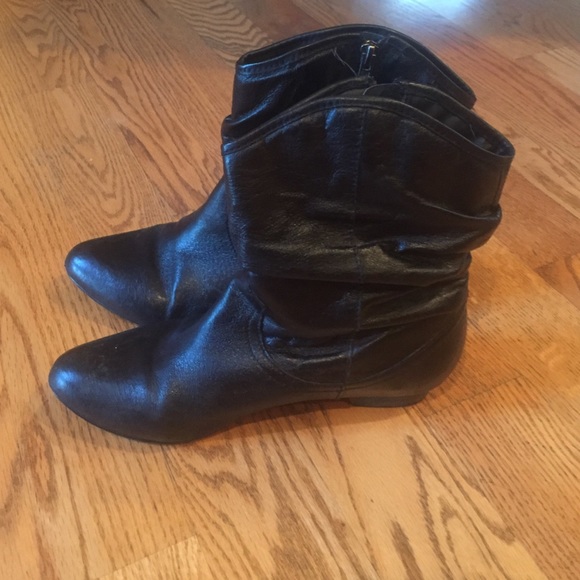 Steve Madden black western booties