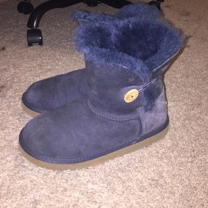 Bailey button UGGs