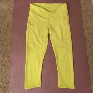 Athleta Capris Leggings
