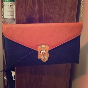 Envelope style purse NEW with tags!