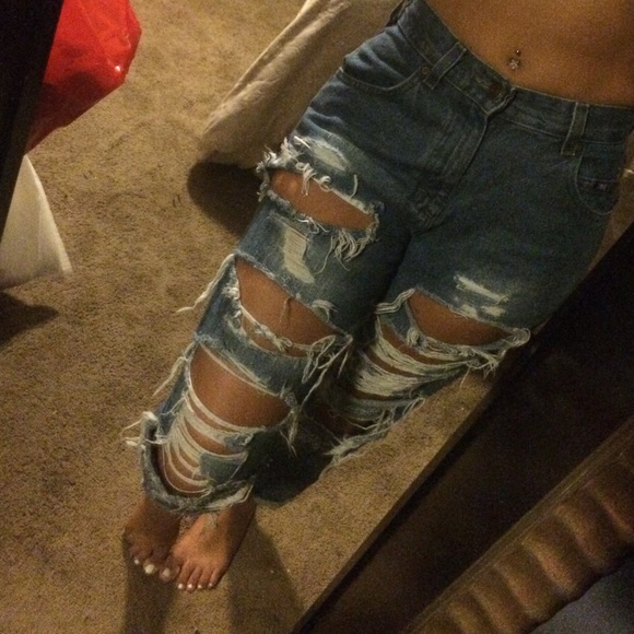 High Waisted Mom/Boyfriend jeans