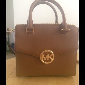 NWOT Michael Kors small Saffiano leather tote