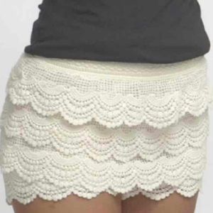 Cute cream lace shorts