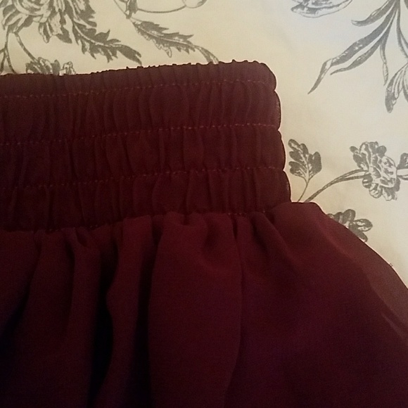 AA Chiffon Double-Layered Shirred Waist Skirt - Picture 4 of 6