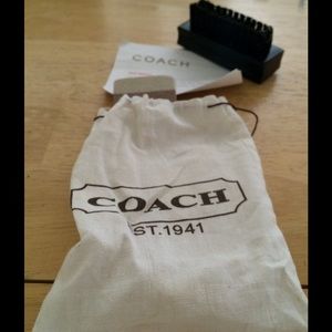 Coach suede cleaning kit