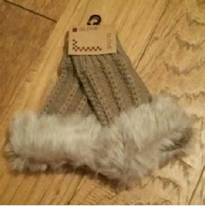 One hour sale! Donating in an hour!