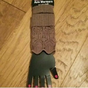 One hour sale! Donating in an hour!