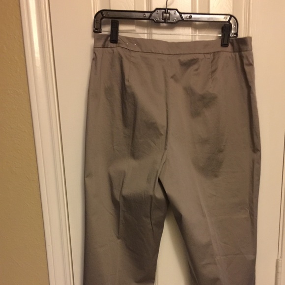 Khaki Crops - Picture 3 of 4