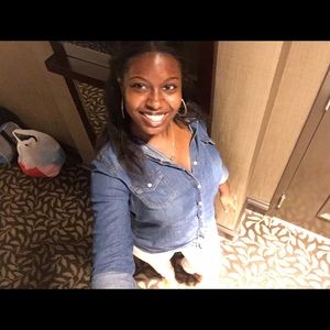 Meet your Posher, Brittany