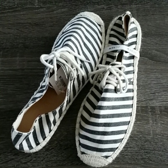 🎉HP🎉J. Crew Striped Espadrilles - Picture 2 of 3
