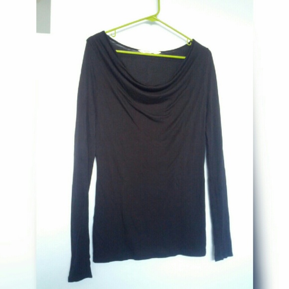Black Scoop Neck Shirt - Picture 1 of 3