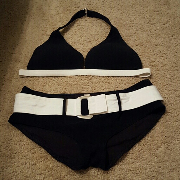 Belted black and white bikini