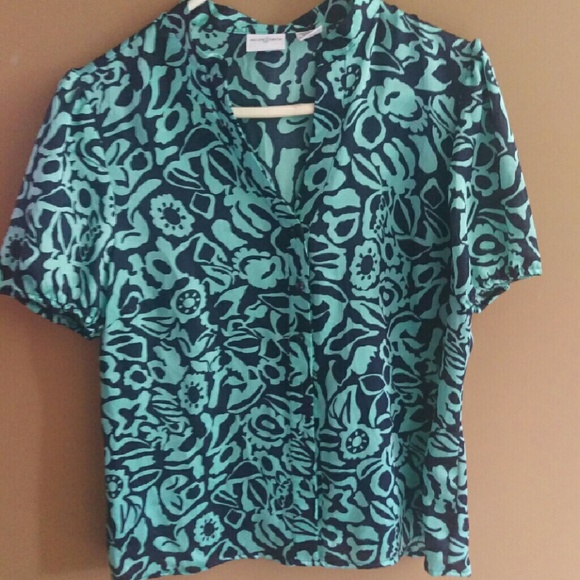 Jaclyn Smith Dressy Top