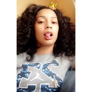 Meet your Posher, Kaitlyn