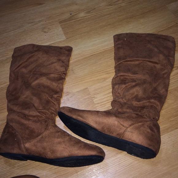 boots - Picture 1 of 1