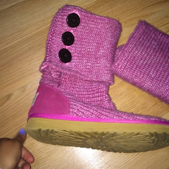 uggs - Picture 3 of 3