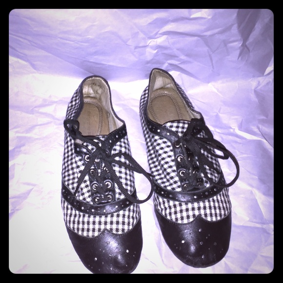 Women's saddle shoes or Oxfords, by Chocolate Blu - Picture 1 of 4