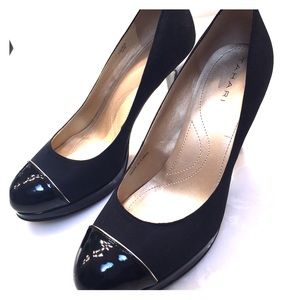 Tahari - Black pumps