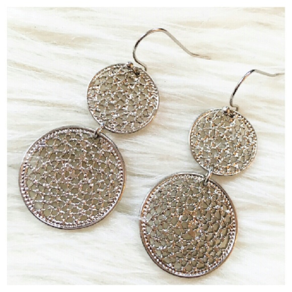 Silver Filigree Earrings - Picture 2 of 4