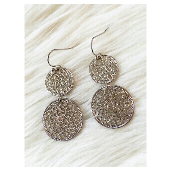 Silver Filigree Earrings - Picture 3 of 4