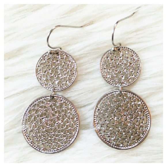 Silver Filigree Earrings - Picture 4 of 4