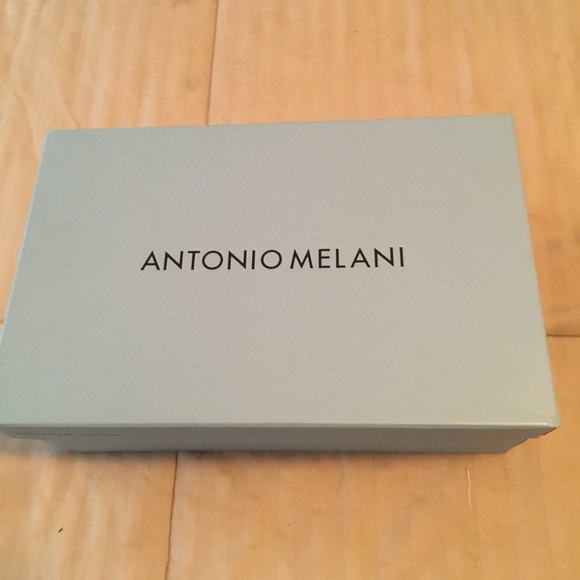 Antonio Melani pumps size 8 white - Picture 3 of 4