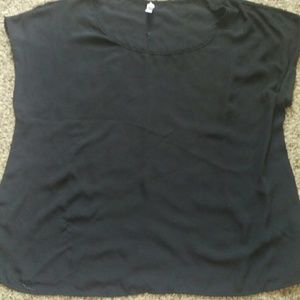 Plain black short sleeve top