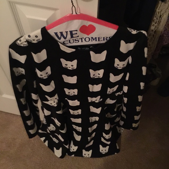 Very cute chic cat dress - Picture 3 of 3