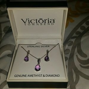 VICTORIA TOWNSEND STERLING SILVER AMETHYST & DIAMO