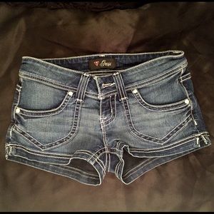 GUESS Jean Shorts Size 26 *Never Worn!*