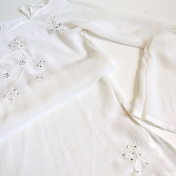 Off the shoulder chiffon blouse - Picture 3 of 4