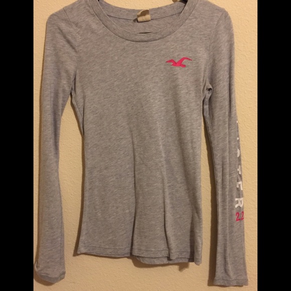 Grey long sleeve hollister shirt